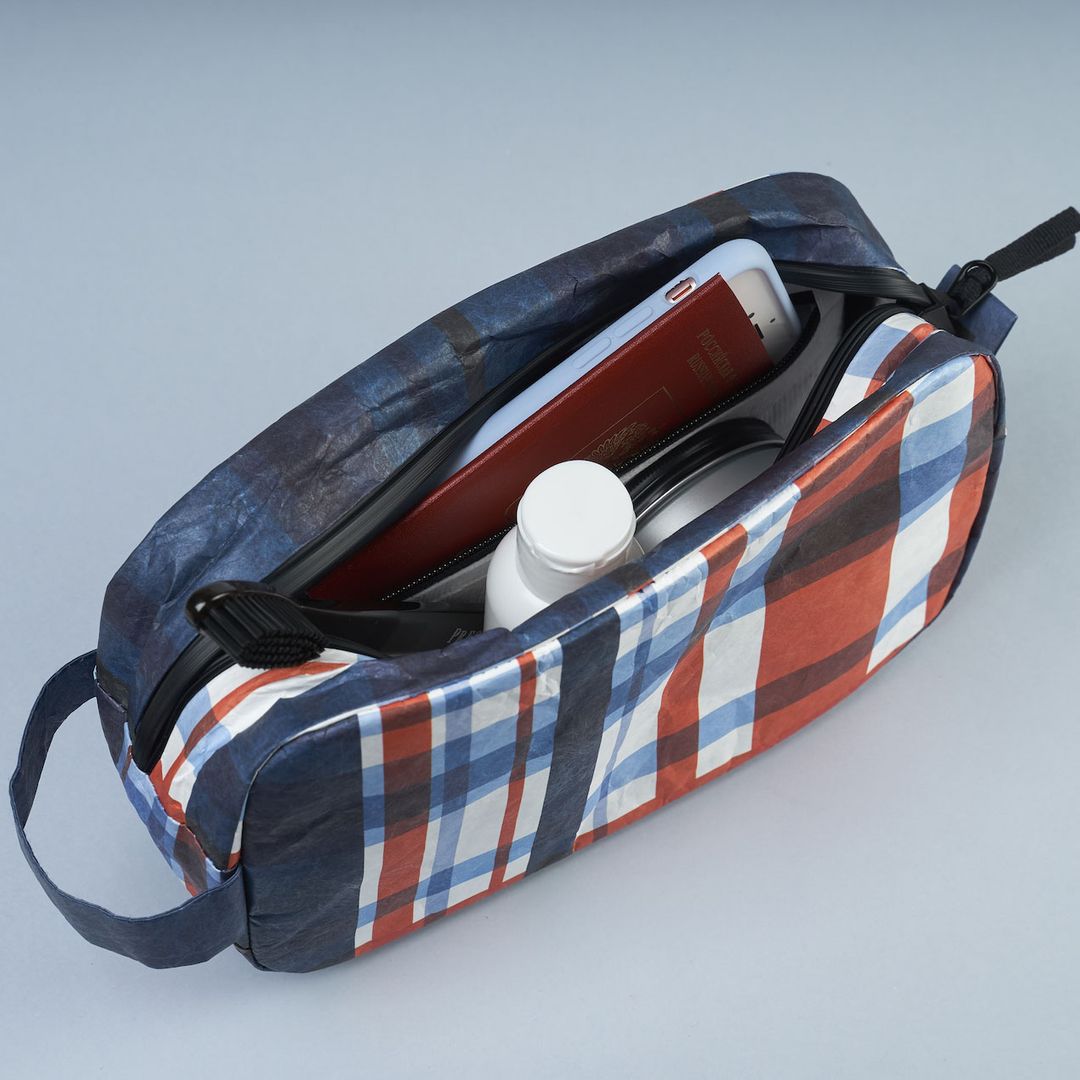 Сумочка для путешествий New travel kit New Checkbag Сумочка для путешествий New travel kit New Checkbag