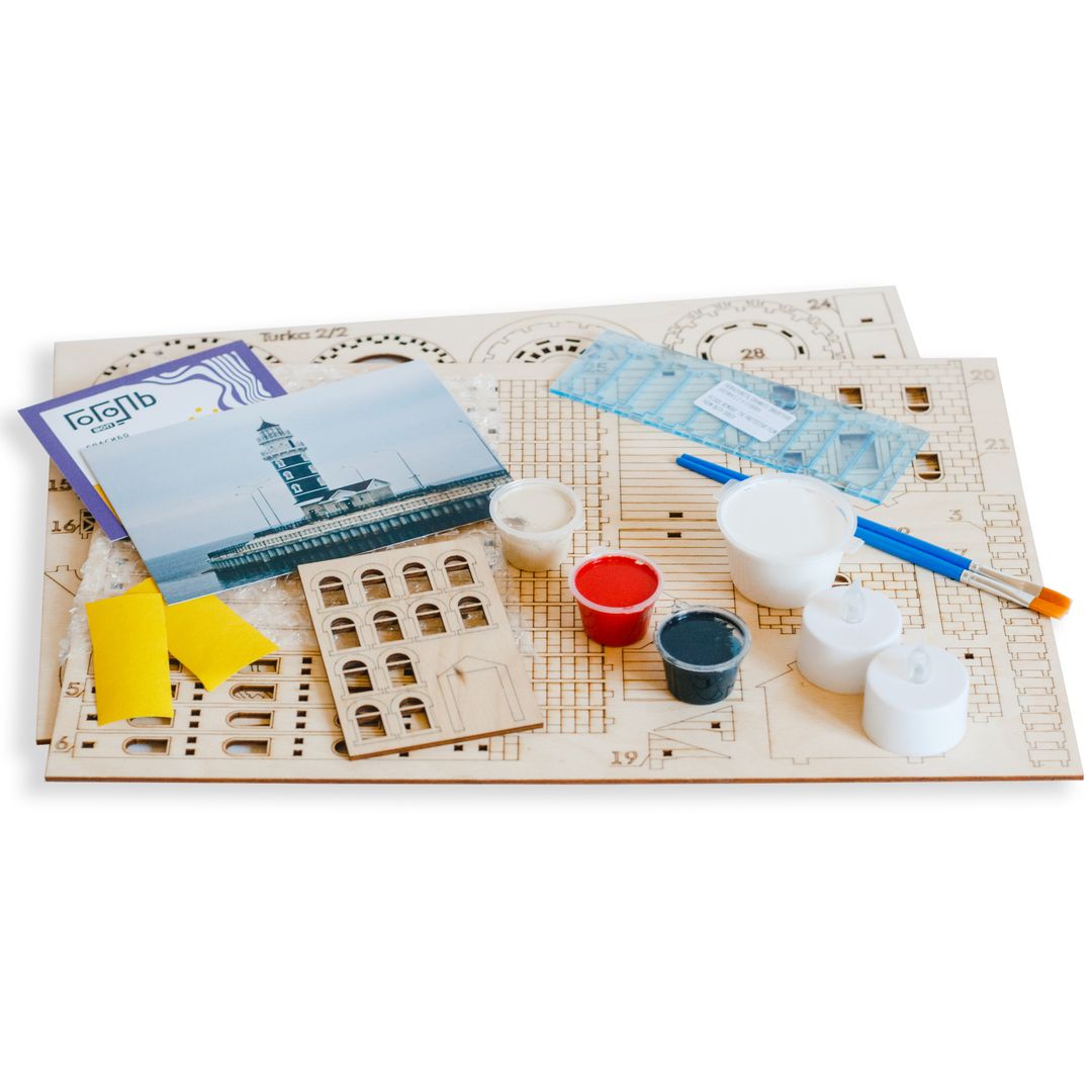 Модель сборная Маяк в пос. Турка (озеро Байкал) Модель сборная Маяк в пос. Турка (озеро Байкал)