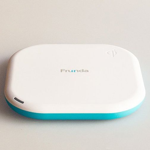 Беспроводное зарядное устройство Frunda (Белый с голубым) Беспроводное зарядное устройство Frunda (Белый с голубым)