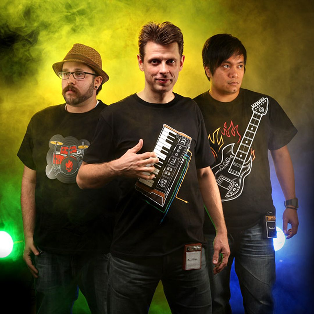 Футболка Синтезатор Футболка Синтезатор