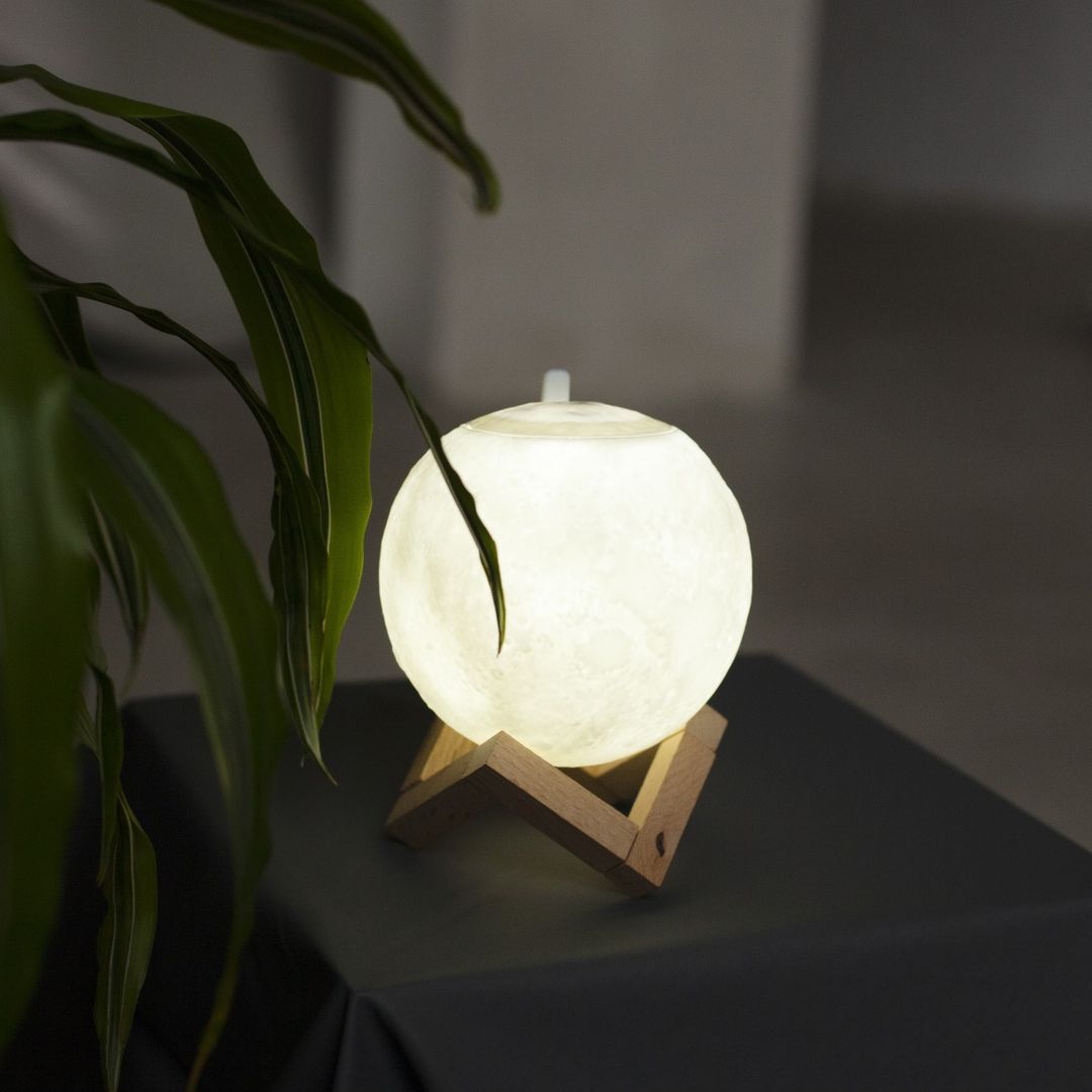 Увлажнитель воздуха Луна с подсветкой (0,8 л) Увлажнитель воздуха Луна с подсветкой (0,8 л)