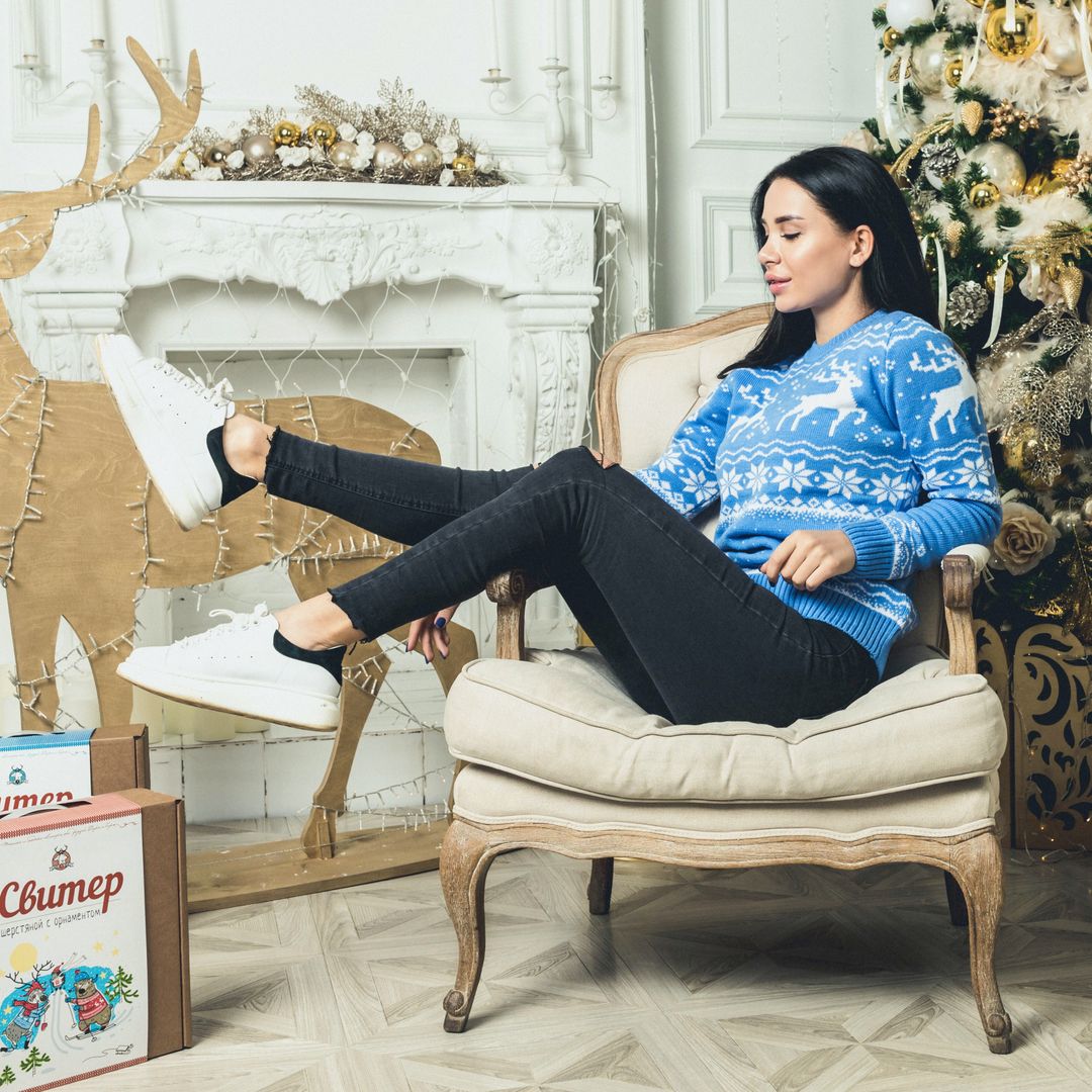 Свитер голубой с оленями Иней Свитер голубой с оленями Иней