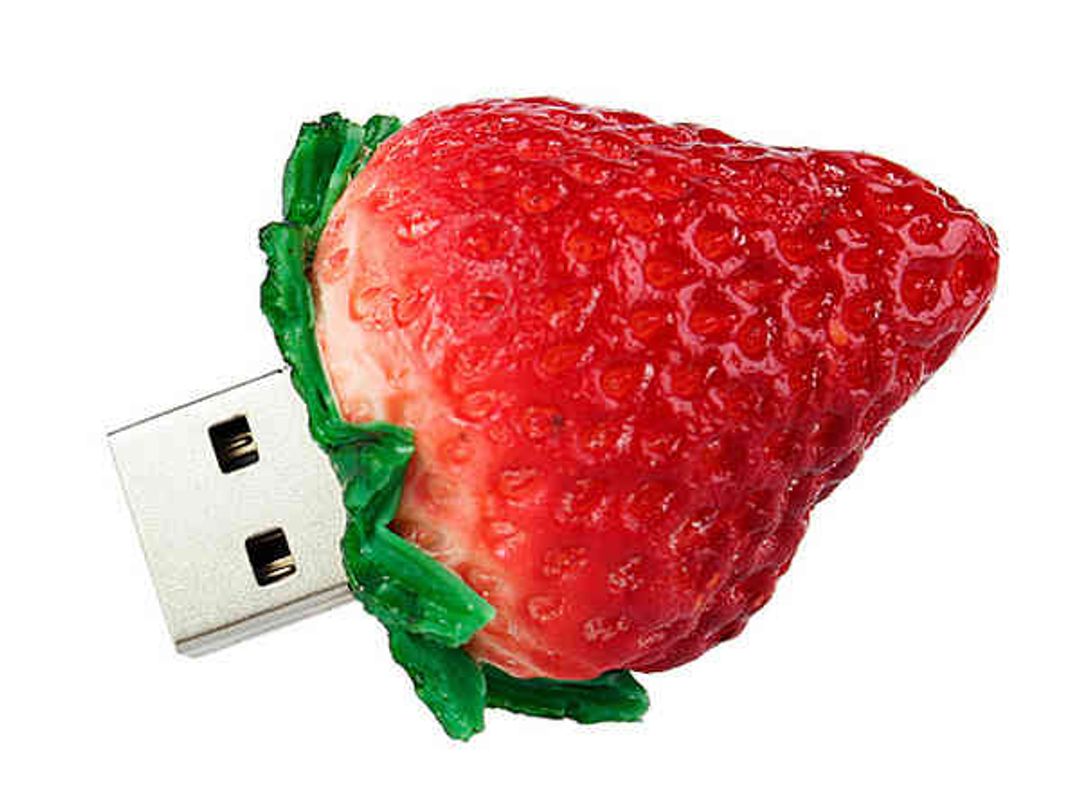 Флешка Клубничка Объемная 4 Гб Флешка Клубничка Объемная 4 Гб