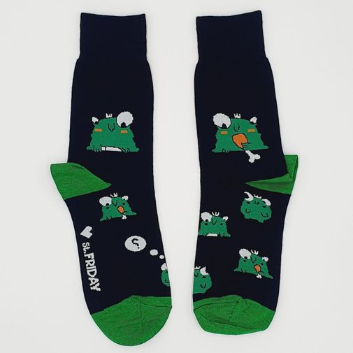 Носки Царевна уже не та, хотя еще лягушка Носки Царевна уже не та, хотя еще лягушка