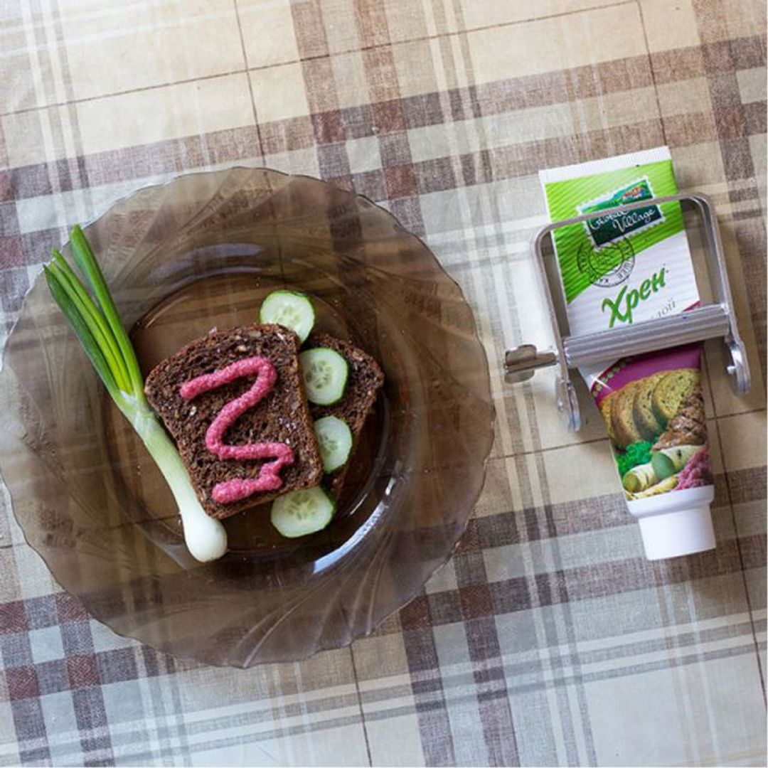 Механический пресс для тюбиков