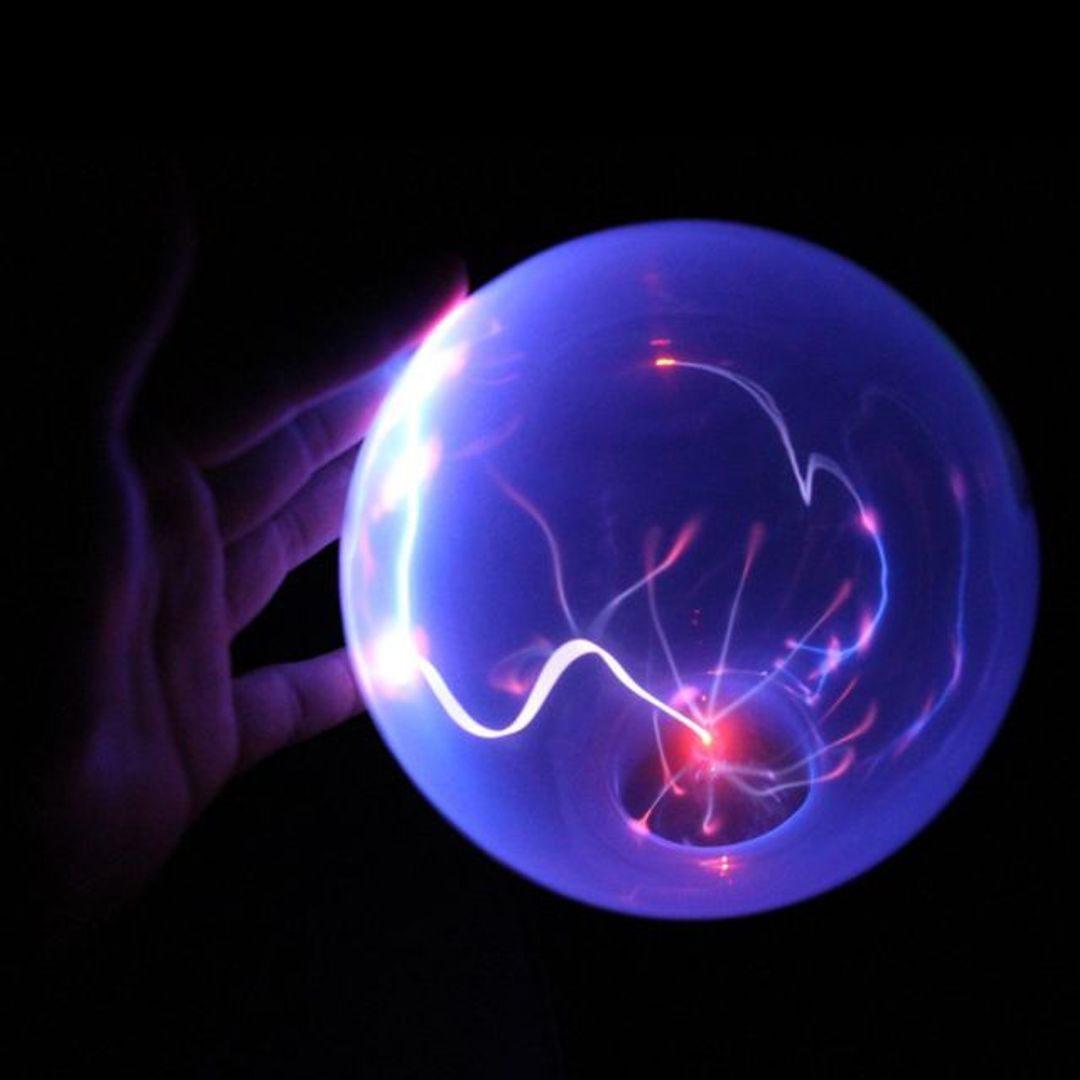 Плазменный шар 15 см с голубой подсветкой