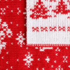 Плед Holidale (красный с молочным)