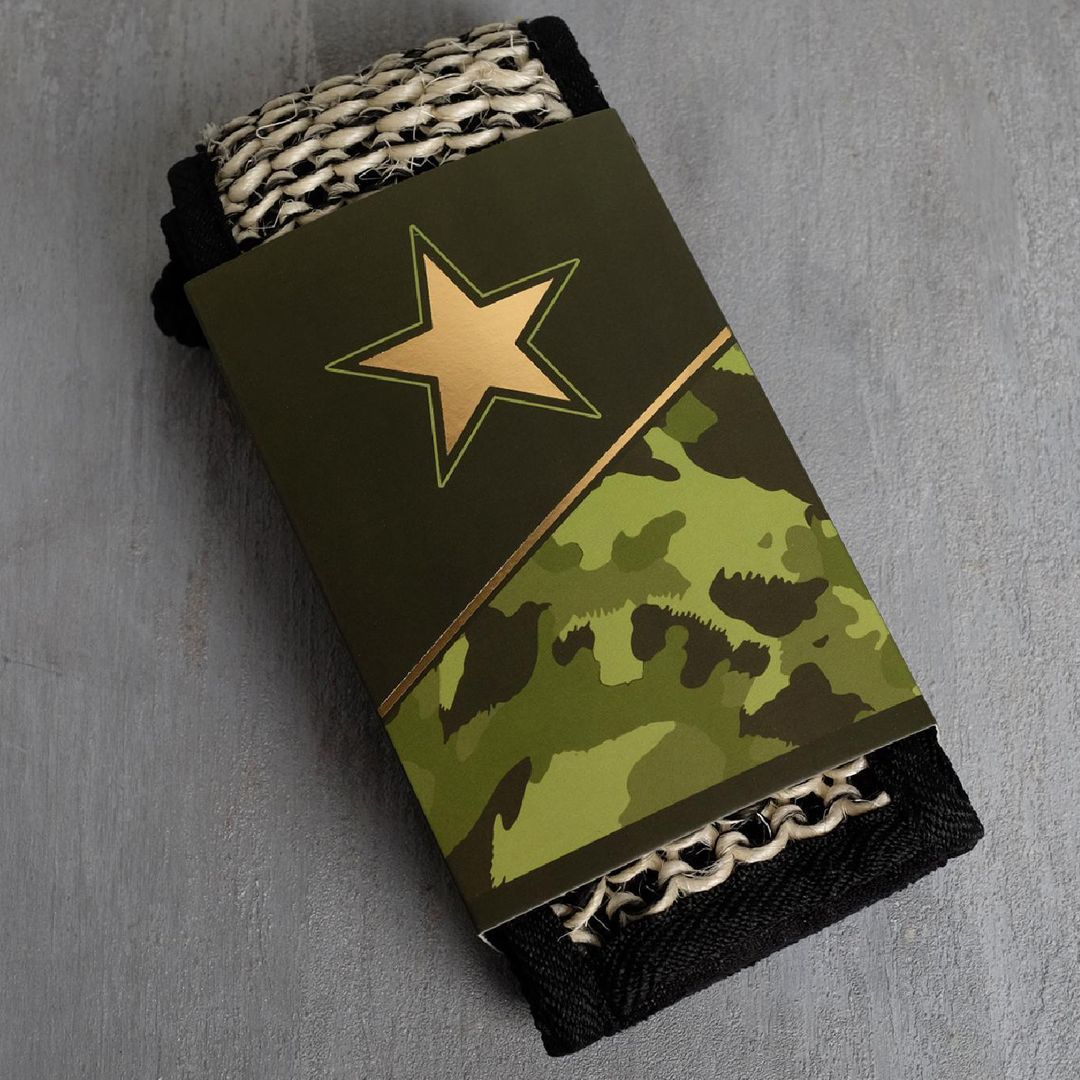 Подарочный набор 23 февраля Настоящий защитник (гель для душа и мочалка) Подарочный набор 23 февраля Настоящий защитник (гель для душа и мочалка)