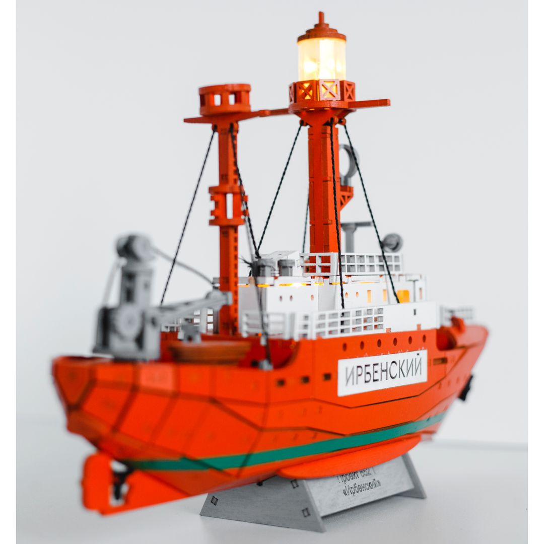 Модель сборная Плавучий маяк Ирбенский (Калининград, Музей мирового океана)