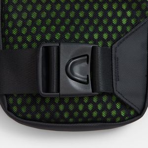 Спортивная кросс-боди сумка UrbanHike (черный)