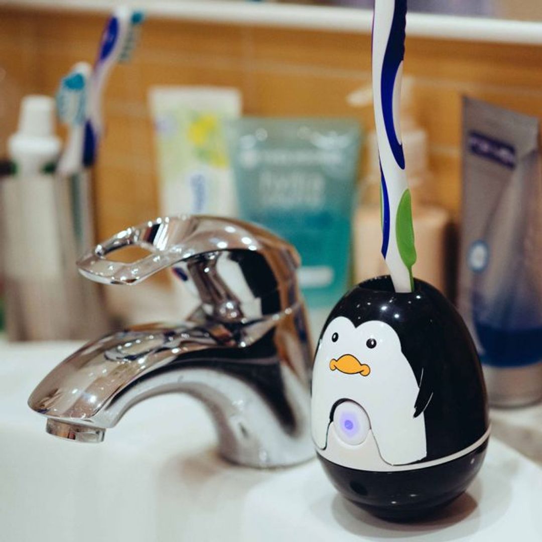 Стерилизатор зубной щетки