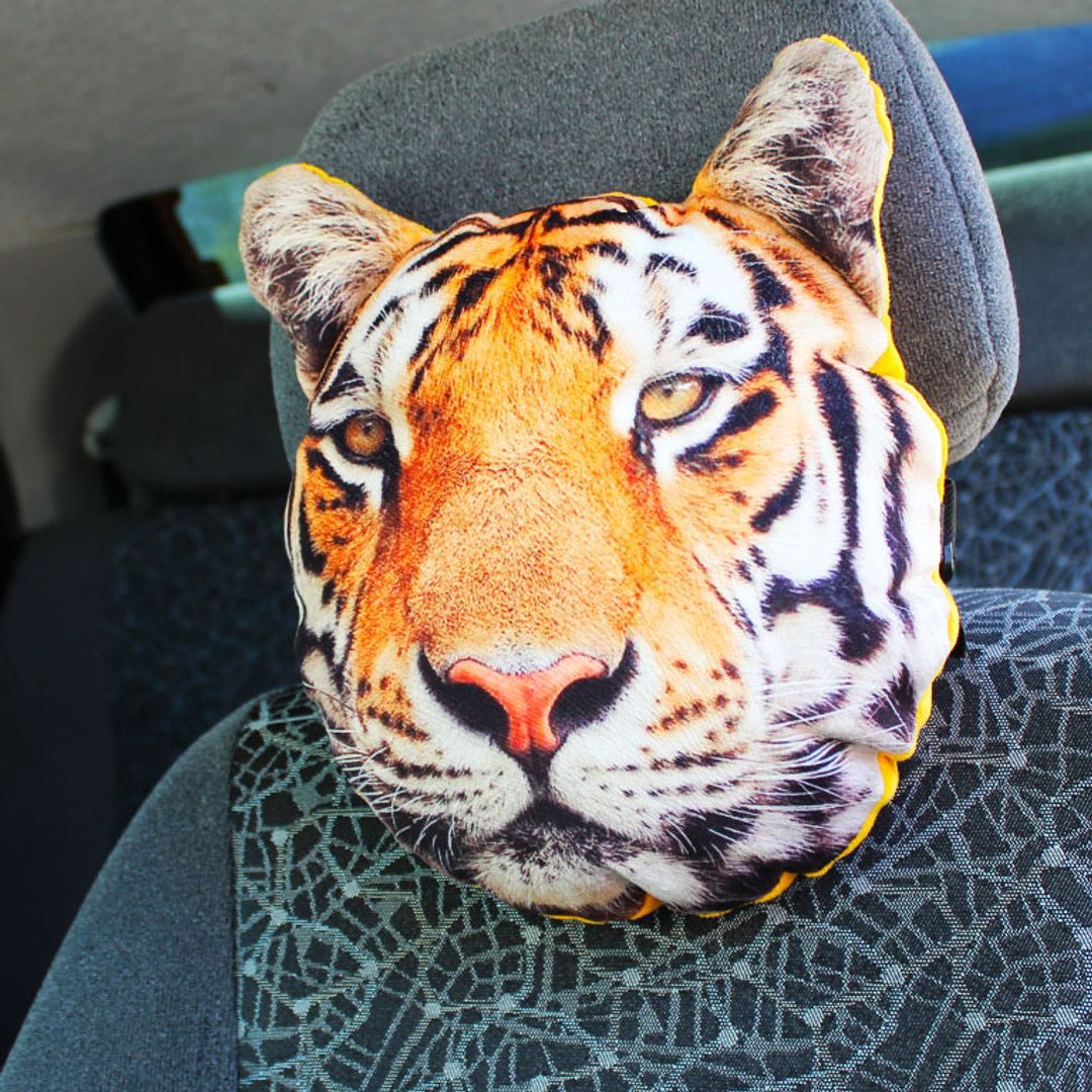 Подушка на подголовник Тигр Подушка на подголовник Тигр