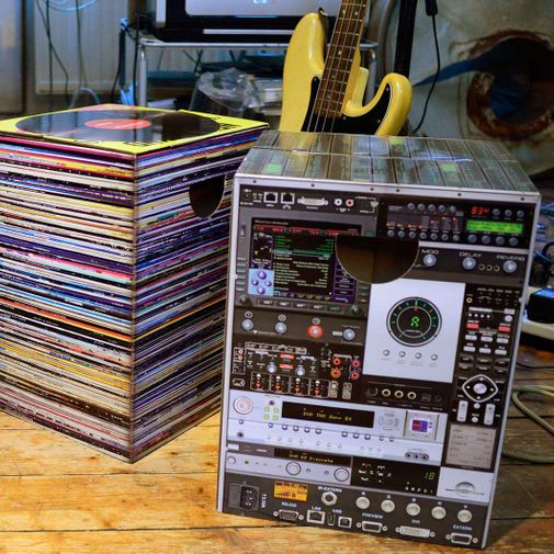 Складной картонный табурет Powerboost