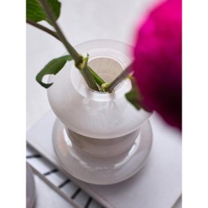 Ваза Riverstone, 25 см, жемчужно-серая Ваза Riverstone, 25 см, жемчужно-серая