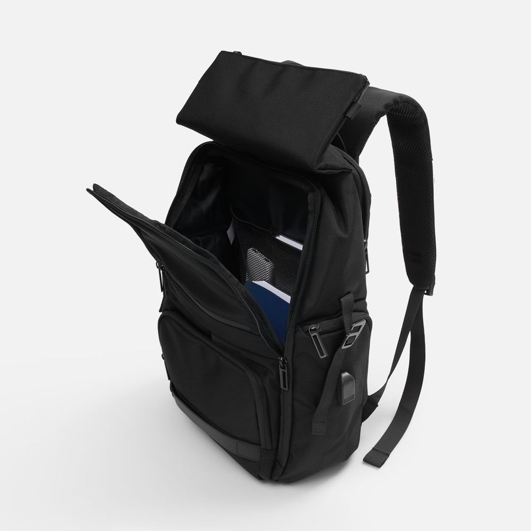 Рюкзак decaPolis (черный)