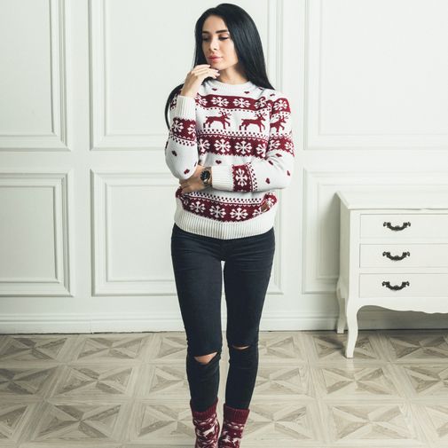 Свитер с оленями Нежность