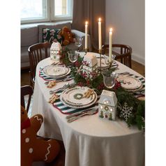 Набор из двух тарелок Nordic winter из коллекции New Year Essential, 26,5 см Набор из двух тарелок Nordic winter из коллекции New Year Essential, 26,5 см