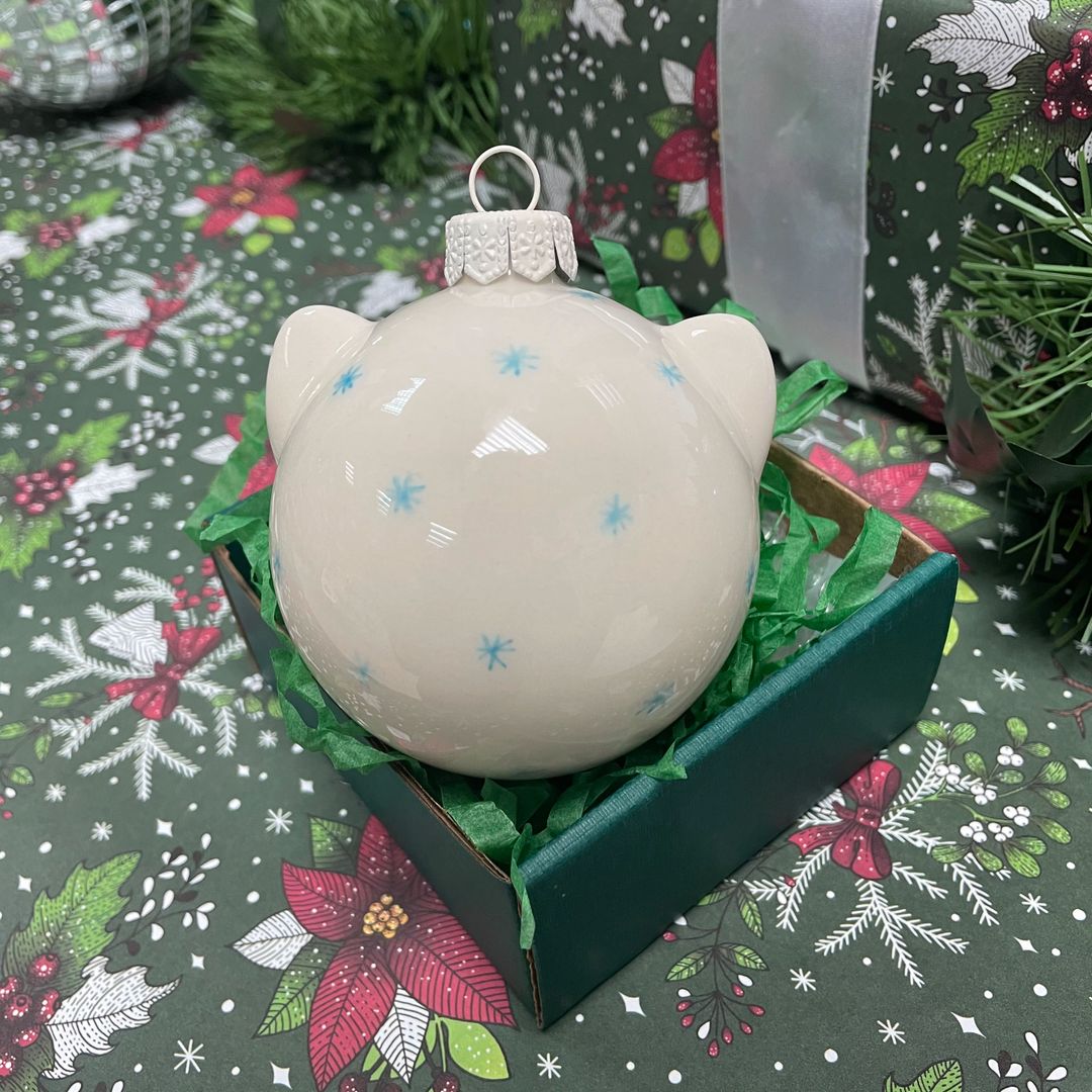 Фарфоровый елочный шар Тигрица повар (ручная роспись)