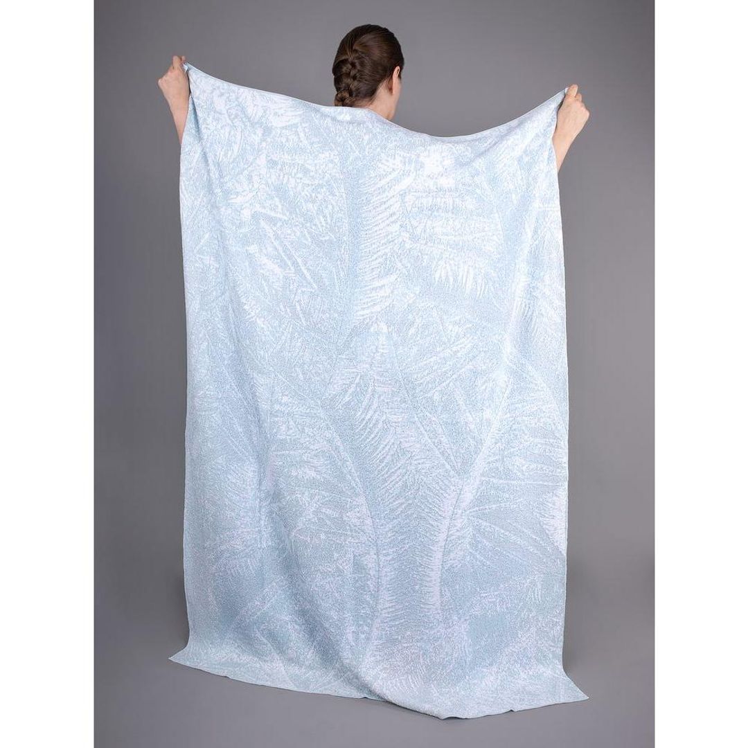 Плед Frostic (Бело-голубой с люрексом) Плед Frostic (Бело-голубой с люрексом)