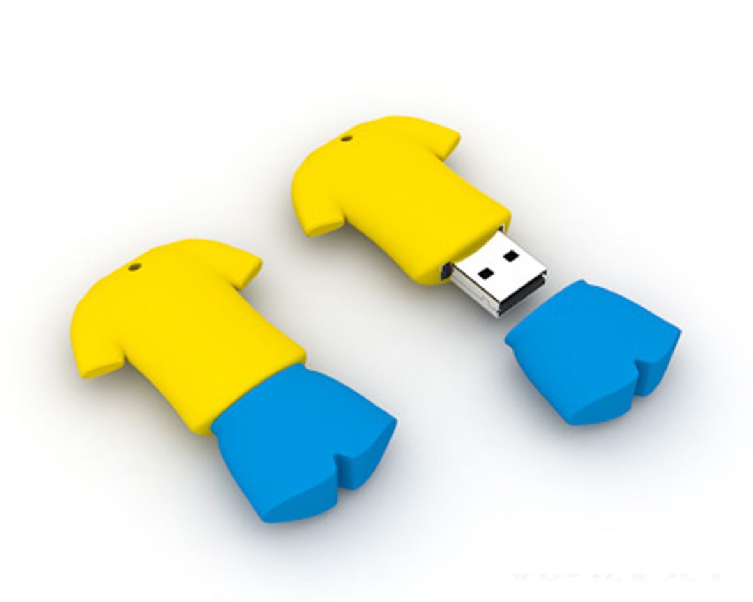 Флешка Футболист 2 Гб