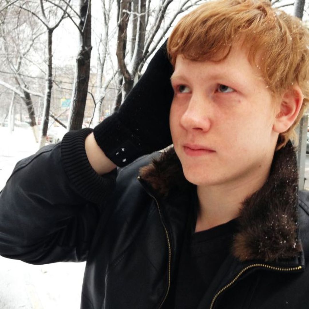 Сенсорные Bluetooth перчатки-гарнитура