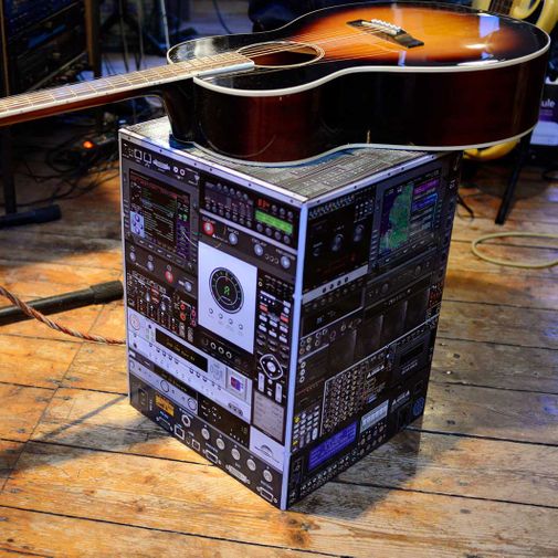 Складной картонный табурет Powerboost