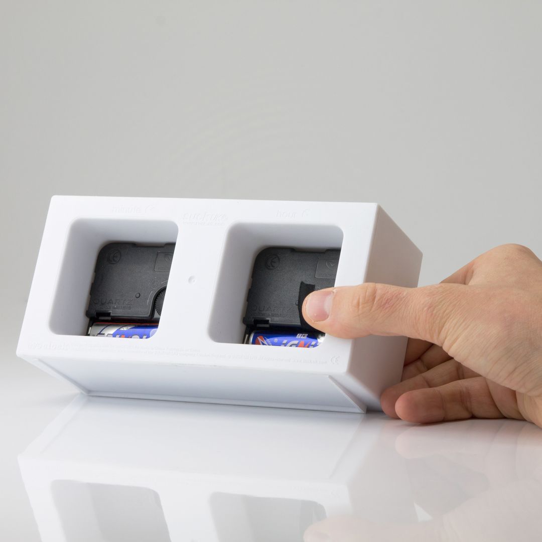 Часы Глаза Часы Глаза