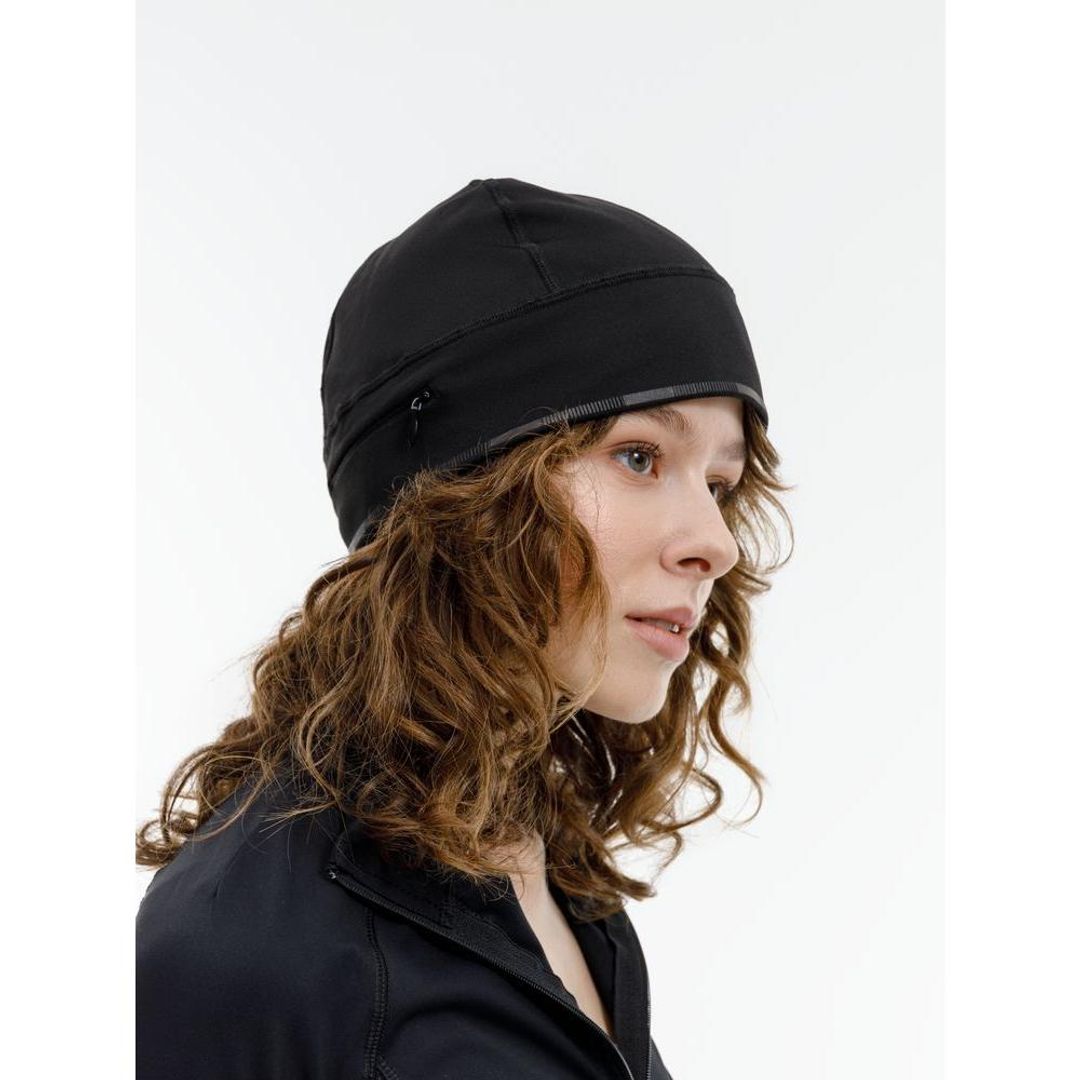 Спортивная шапка утепленная Jogge