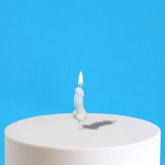 Свеча в торт 18+ (Белая)