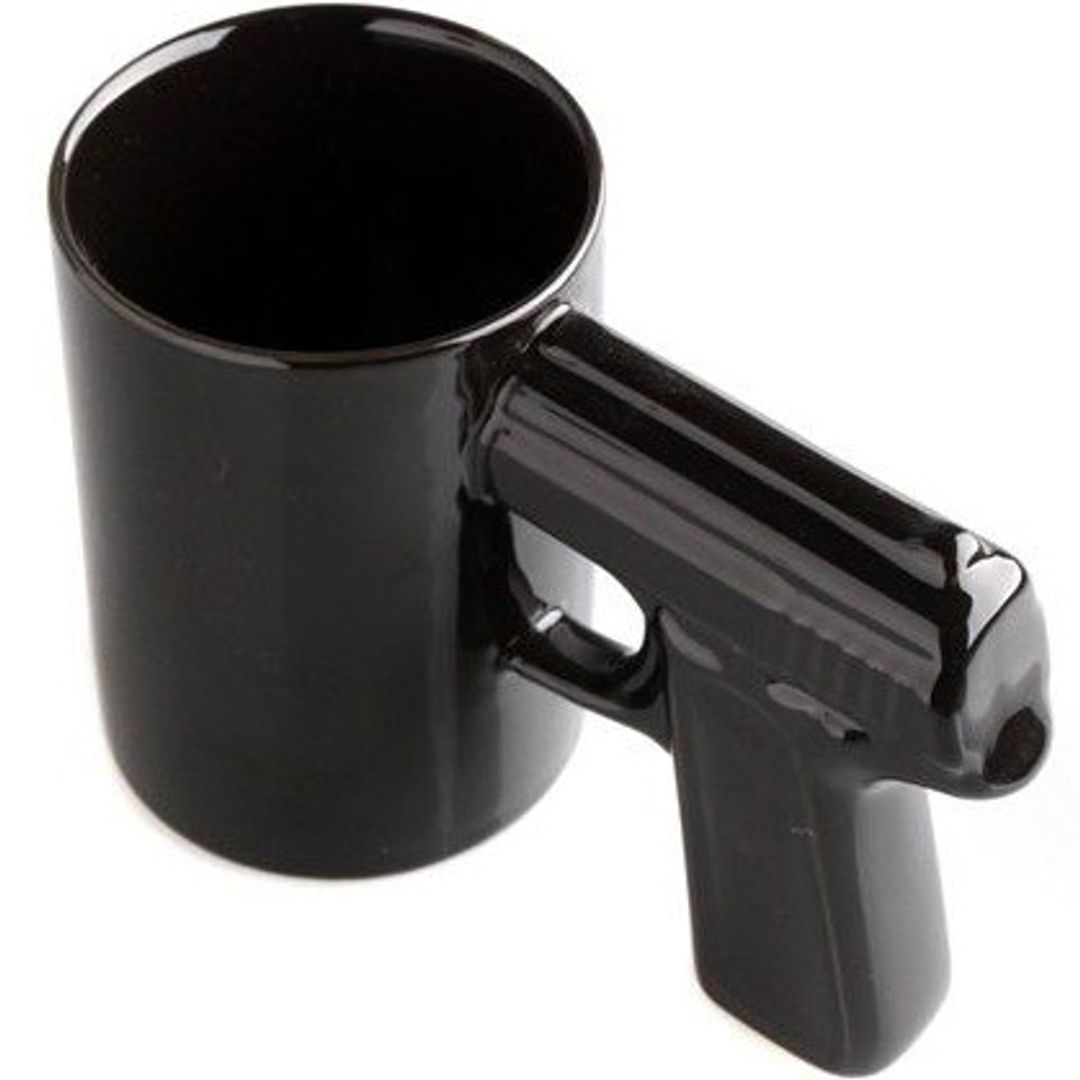 Кружка Пистолет (Черная с черной ручкой) Кружка Пистолет (Черная с черной ручкой)