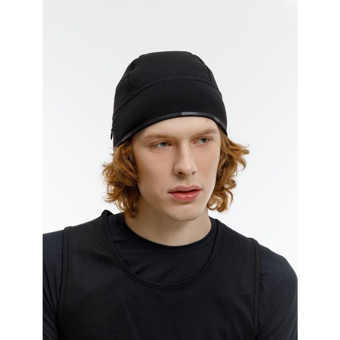 Спортивная шапка утепленная Jogge