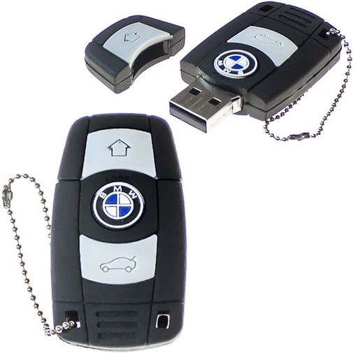 Флешка BMW 16 Гб Открытая и закрытая крышка