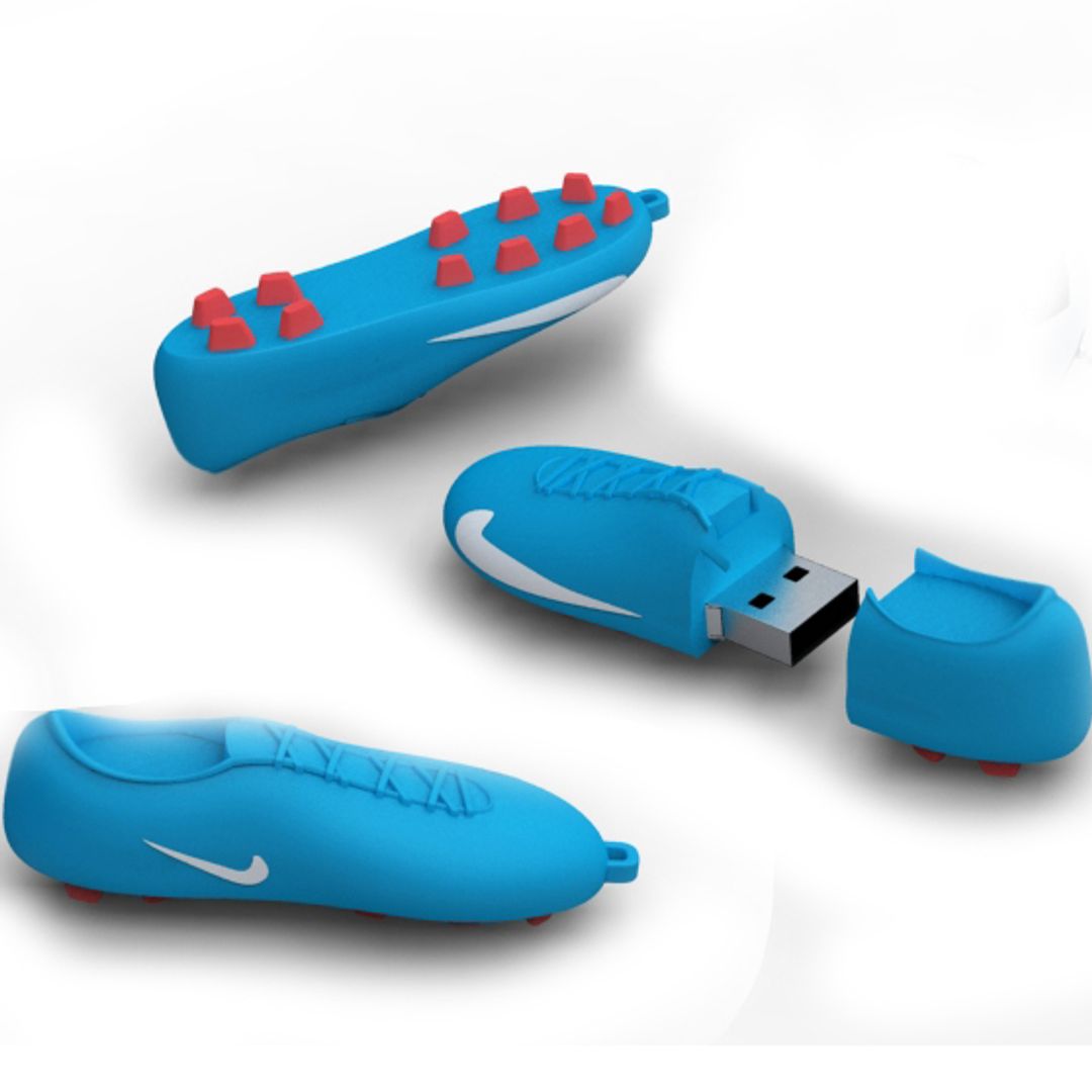 Флешка Футбольная бутса 8 Гб Флешка Футбольная бутса 8 Гб