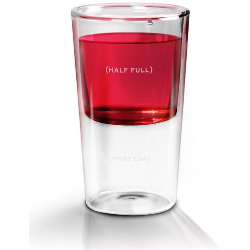 Наполовину полный стакан Half Full Наполовину полный стакан Half Full
