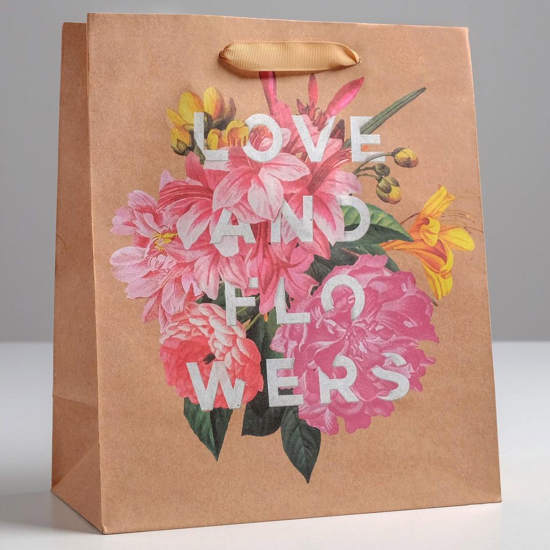 Подарочный пакет Love and flowers (23 × 27 × 11,5 см) Подарочный пакет Love and flowers (23 × 27 × 11,5 см)