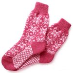 Носки шерстяные розовые с белыми снежинками