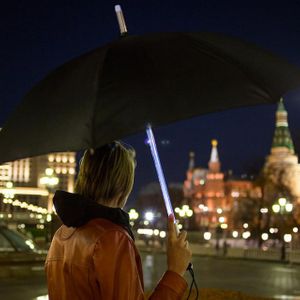 Светящийся зонт