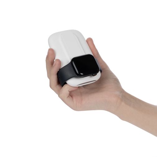 Универсальный магнитный аккумулятор Feel Motion 5000 мАч (Белый) Универсальный магнитный аккумулятор Feel Motion 5000 мАч (Белый)