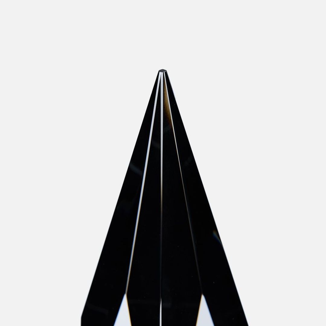 Стела Elitist Стела Elitist