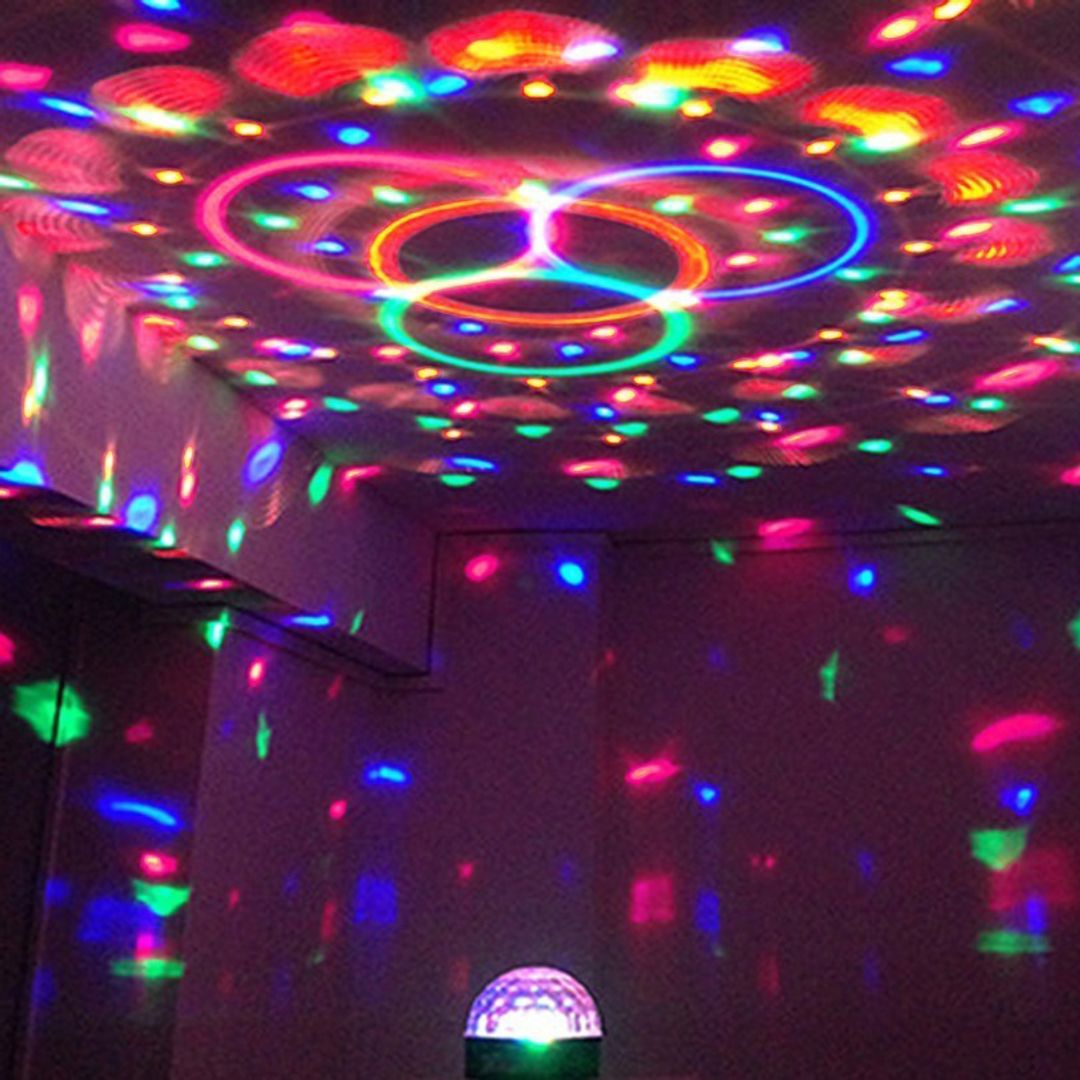 Светодиодный дискошар с динамиком Led magic ball light Bluetooth Светодиодный дискошар с динамиком Led magic ball light Bluetooth