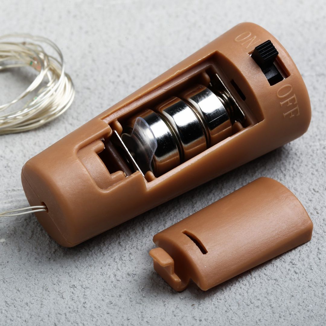 Светильник в бутылке на подставке Кот