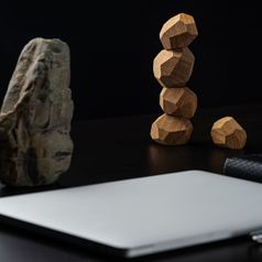 Игра на равновесие Гора камней (9 элементов)