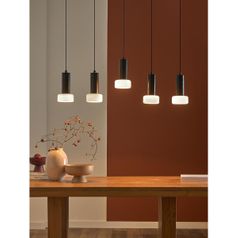 Светильник подвесной каскадный Fungus, 15х25 см, 5 плафонов, белый/черный