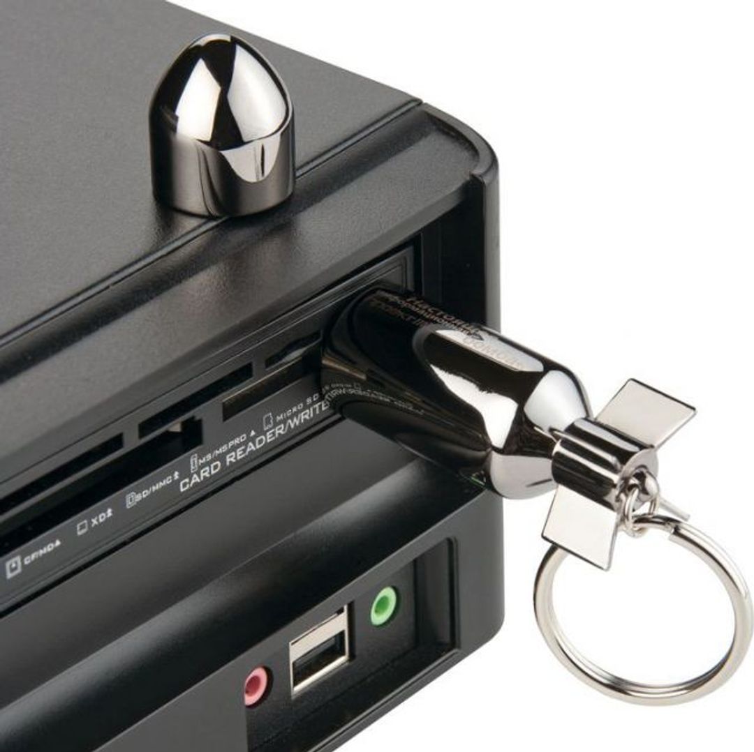 Флешка Информационная Бомба 8 Гб Флешка Информационная Бомба 8 Гб