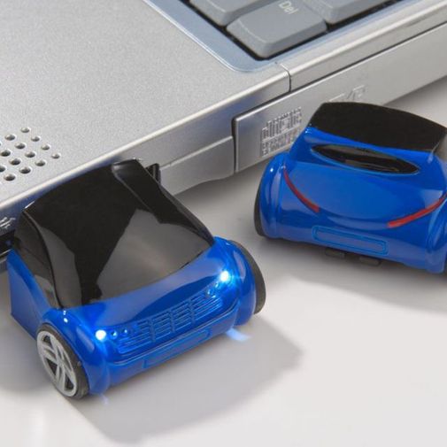 Флешка Машинка с пультом 8 Гб Флешка Машинка с пультом 8 Гб