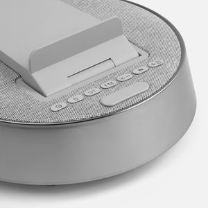 Bluetooth-колонка с беспроводной зарядкой и часами netEnergy (серый) Bluetooth-колонка с беспроводной зарядкой и часами netEnergy (серый)