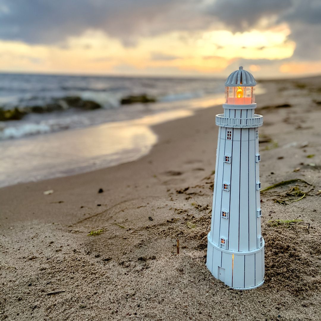 Модель сборная Маяк Тарханкутский (Крым)