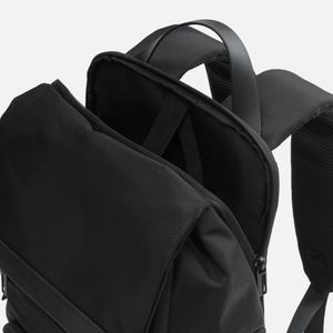 Рюкзак decaPolis (черный)