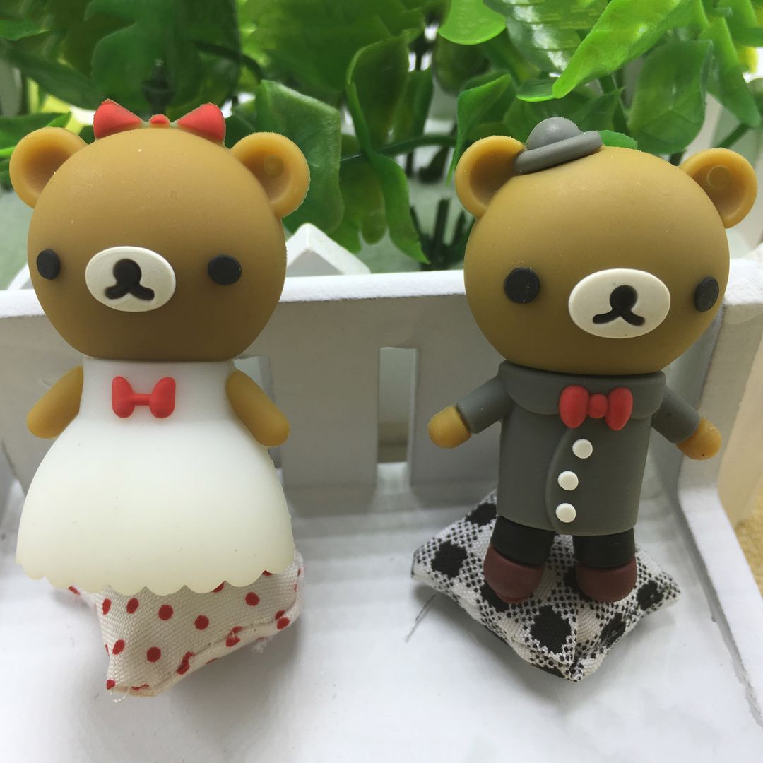 Флешка Медведица в платье 64 Гб