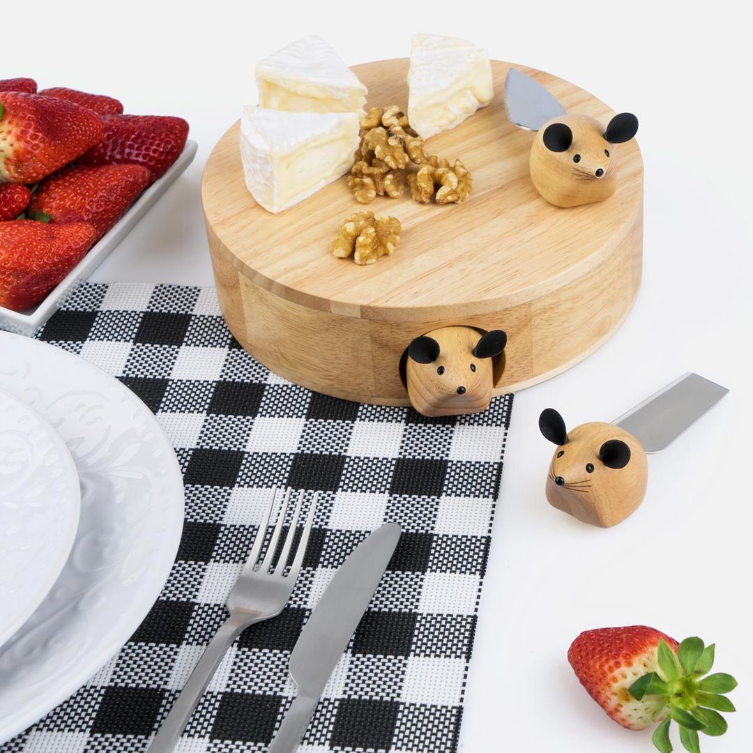 Набор доски и приборов для сыра I Love Cheese Набор доски и приборов для сыра I Love Cheese